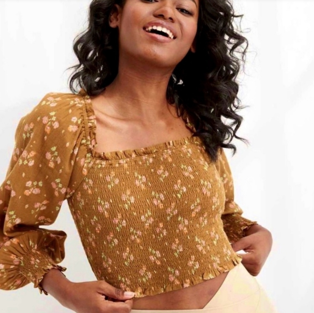 Aerie Olive Green Floral Puff Sleeve Ruffled Smocked Crop Top Size Large